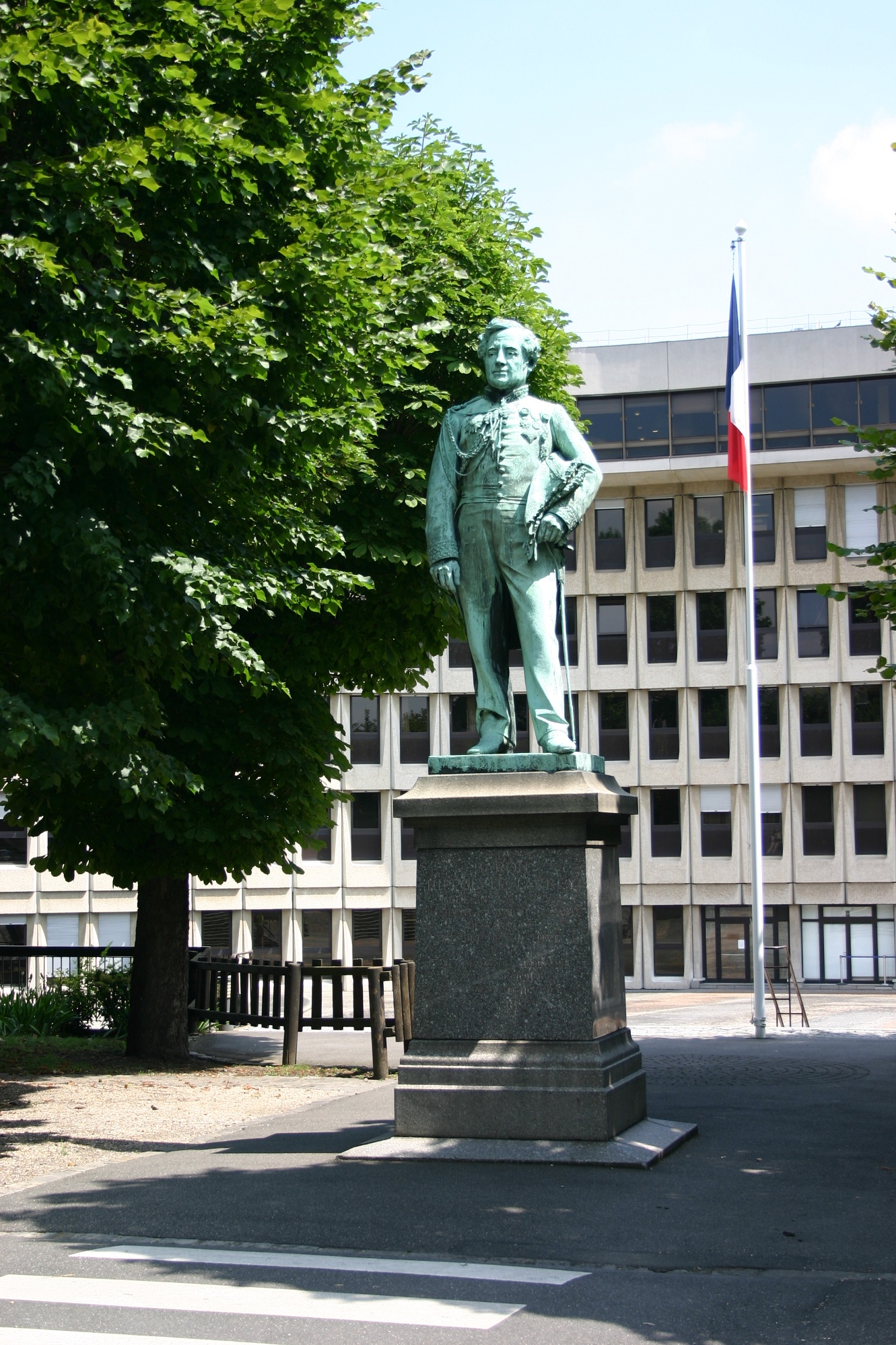Hippolyte Larrey's monument, Val-de-Grâce, Paris (163).JPG
